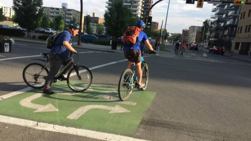 Ward 8 hopefuls spar over cycle tracks (includes video)