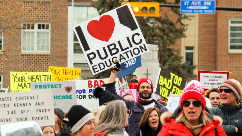 How does one stop a government?