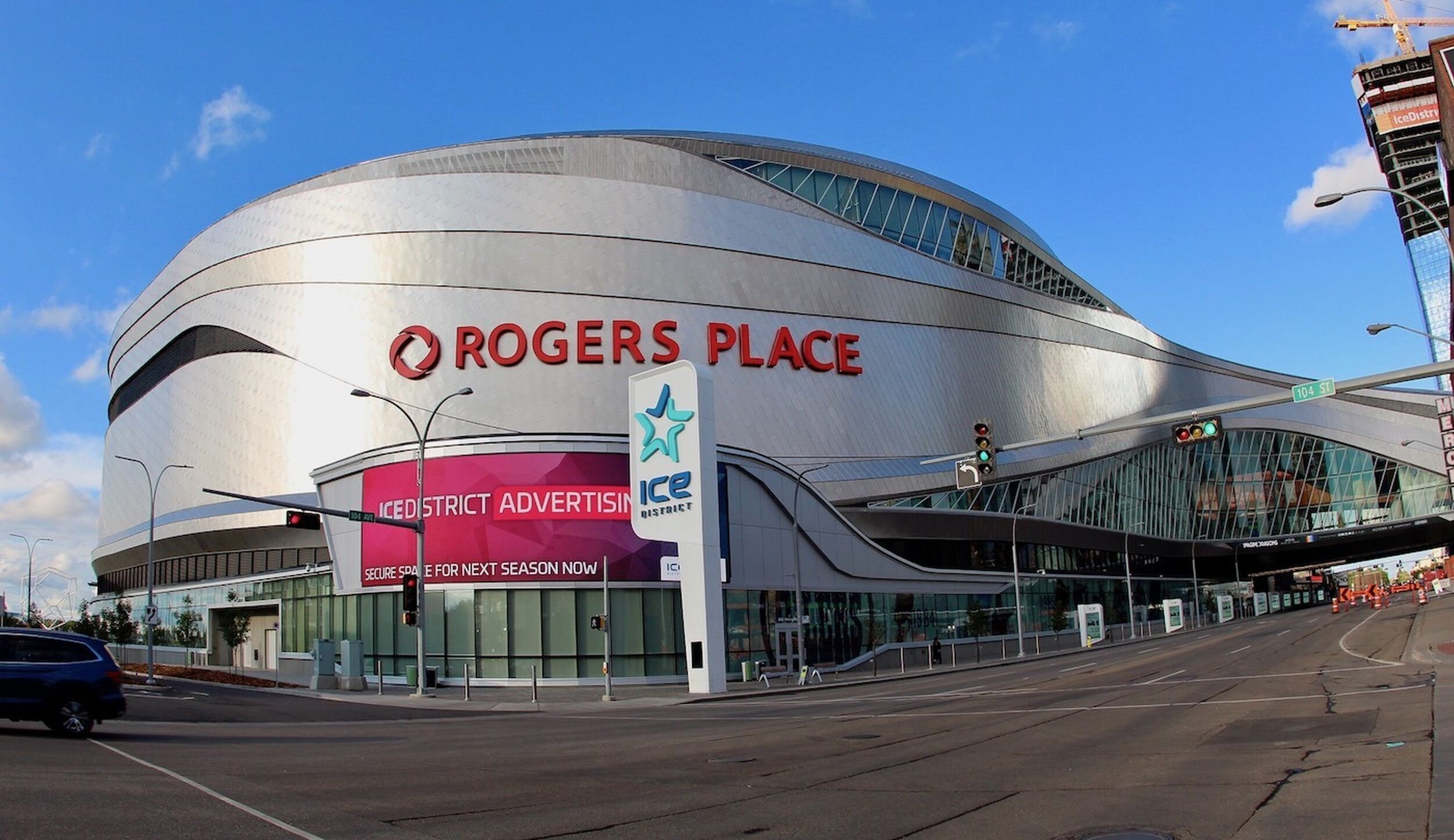 Exploring the old Edmonton Oilers Arena 